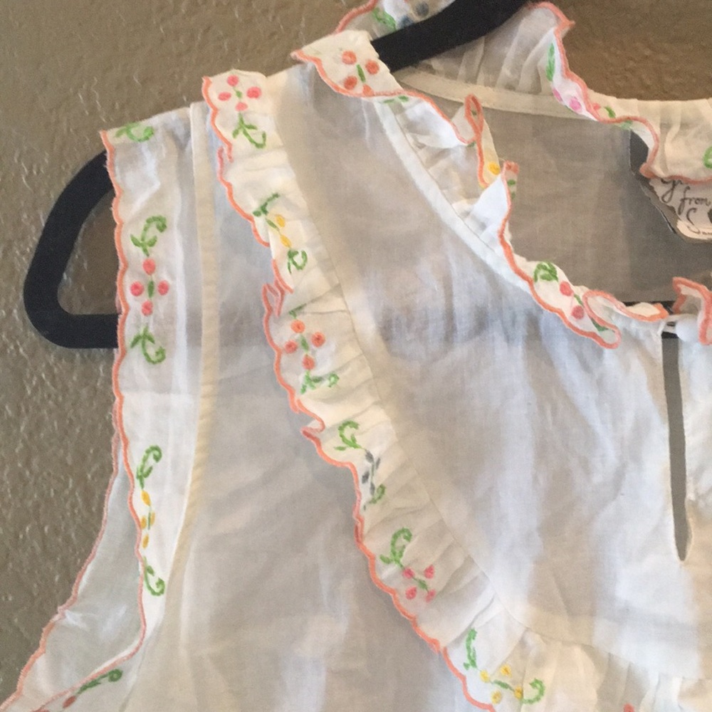 Embroidered blouse